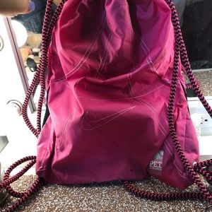 NIKE draw sting back pack